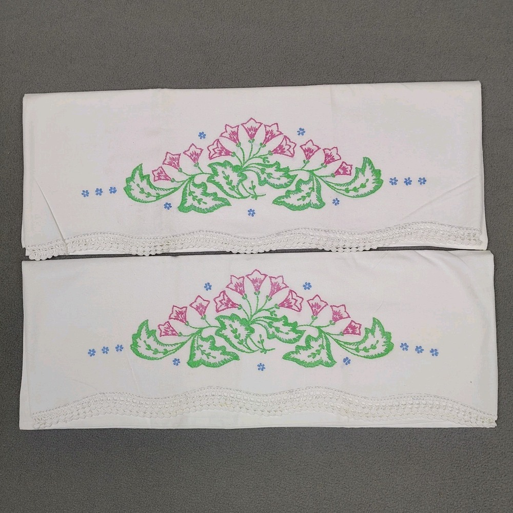 Vintage MCM Floral Embroidered Pillowcase Set (2) Standard Handmade Lace Trim EC